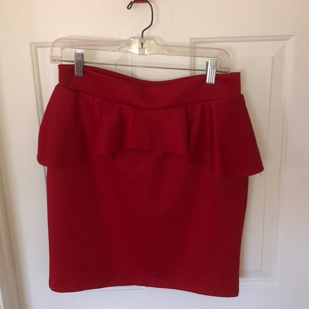 Ruffle waist pencil skirt